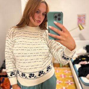 White vintage sweater size small